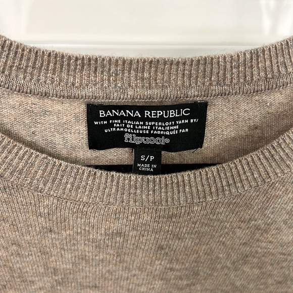 Classic neutral sweater dress - Picture 2 of 3